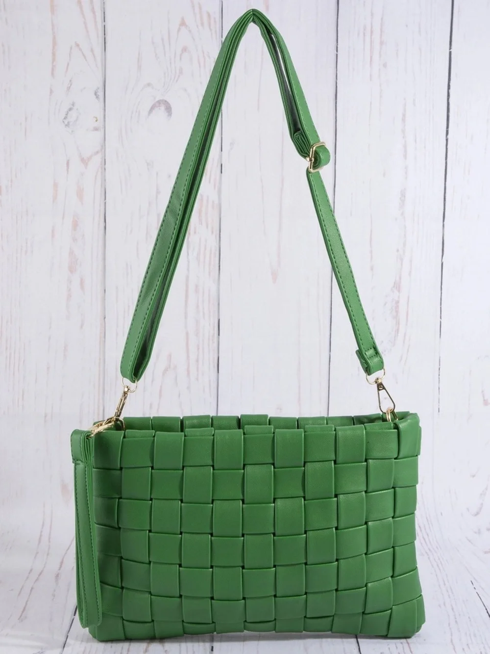 NWT Woven Vegan Leather Wristlet Clutch Bag